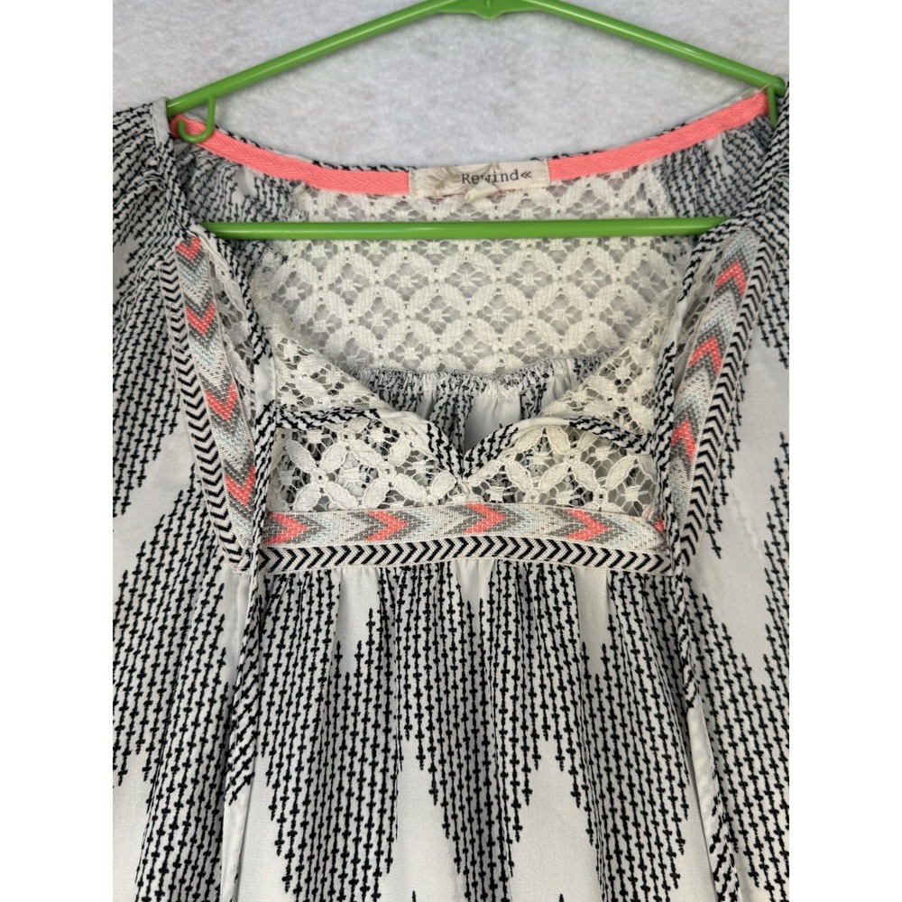 Rewind‎ Womens XS Black White Geometric Tunic Top Lace Detail Long Sleeve